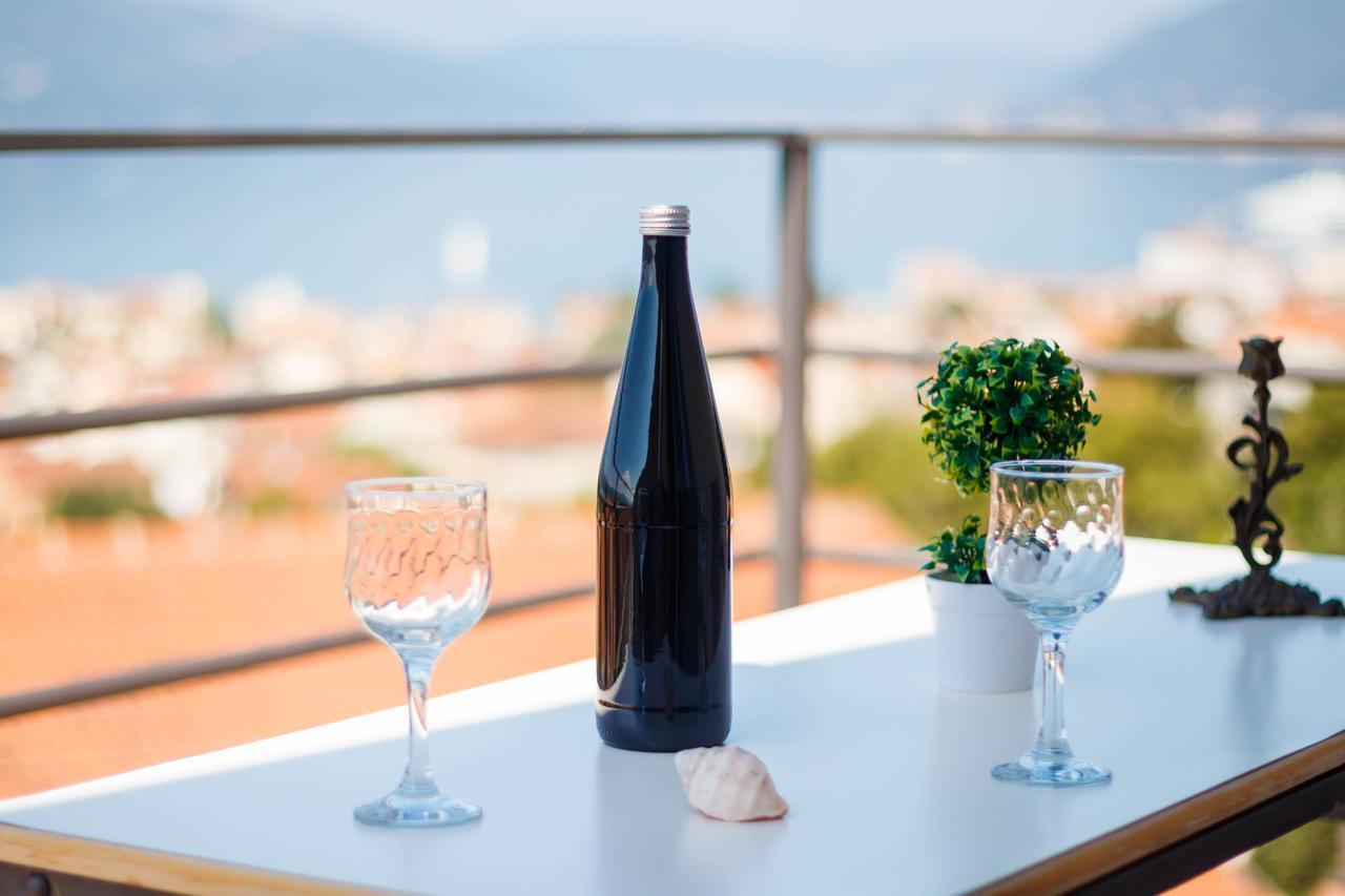 Apartmani Petar Tivat Exterior foto