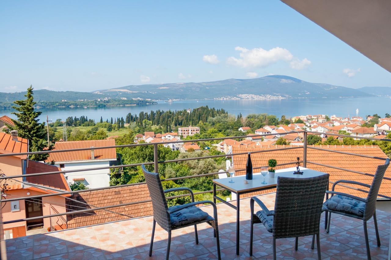 Apartmani Petar Tivat Exterior foto